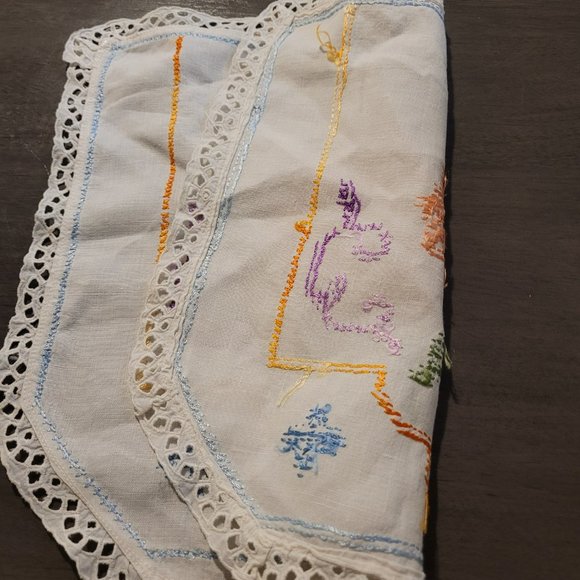 VTG Embroidered Orange Floral Vanity TV Console Table Topper - Picture 3 of 5